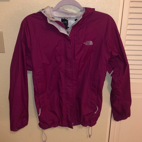 DARK PINK NORTH FACE JACKET - Picture 1 of 3